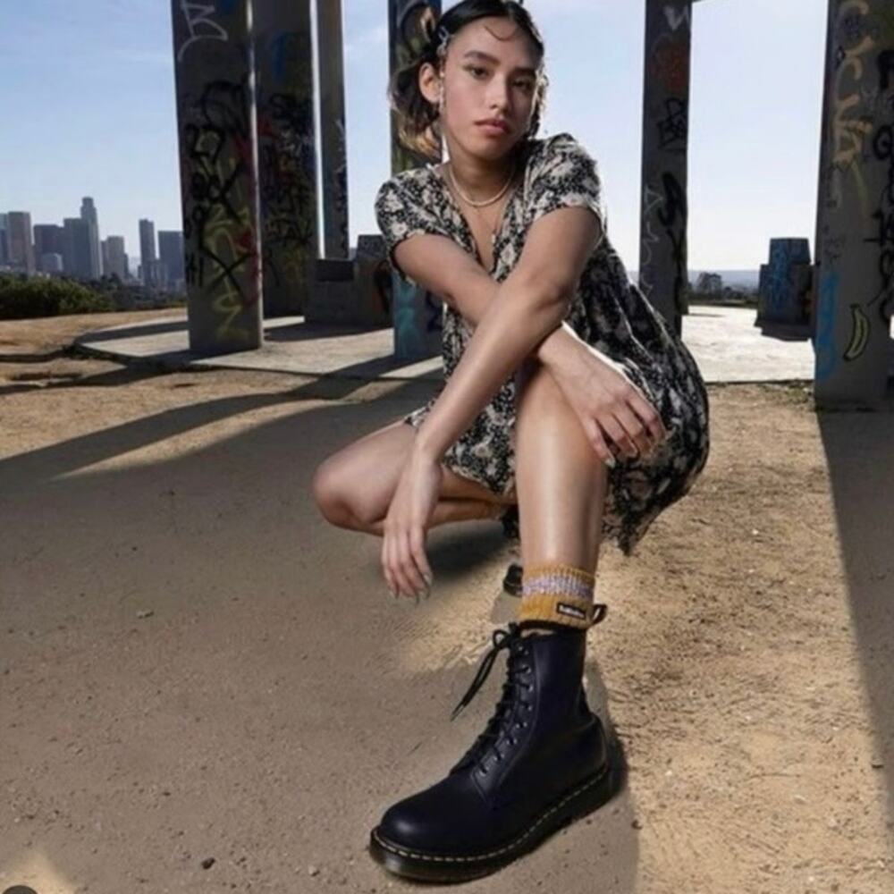 Dr. Martens Zavala Black Leather Boots – Women’s Size 7 EU 38